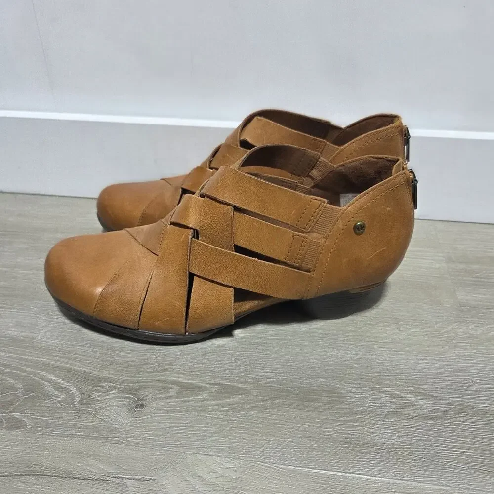 Cobb Hill Woman's Laurel Brown Leather Woven Ankle Boot Size 9